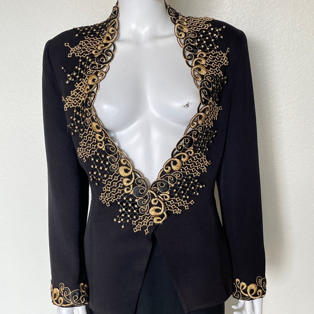 Vintage 90’s Black Gold Long Sleeve Collar appliqué Glam Blazer Jacket CasaDei